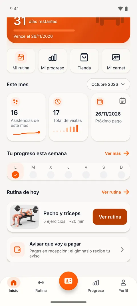 Inicio de la app del socio desplazado: progreso de la semana con los días que asistió y la tarjeta Rutina de hoy con foto